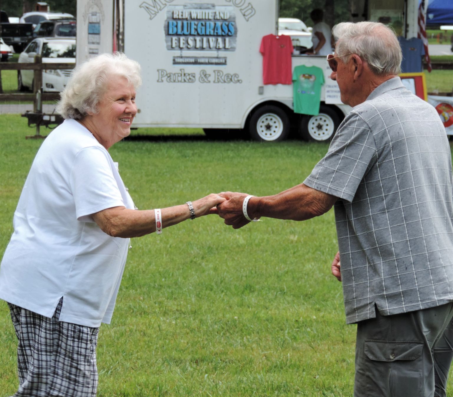 Rom and Myrtle Dale dancing to music from City Rhythm Jazz Band.JPG